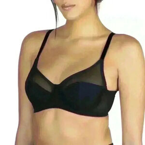Full Support and Coverage Bra Antares by Less Is Amor